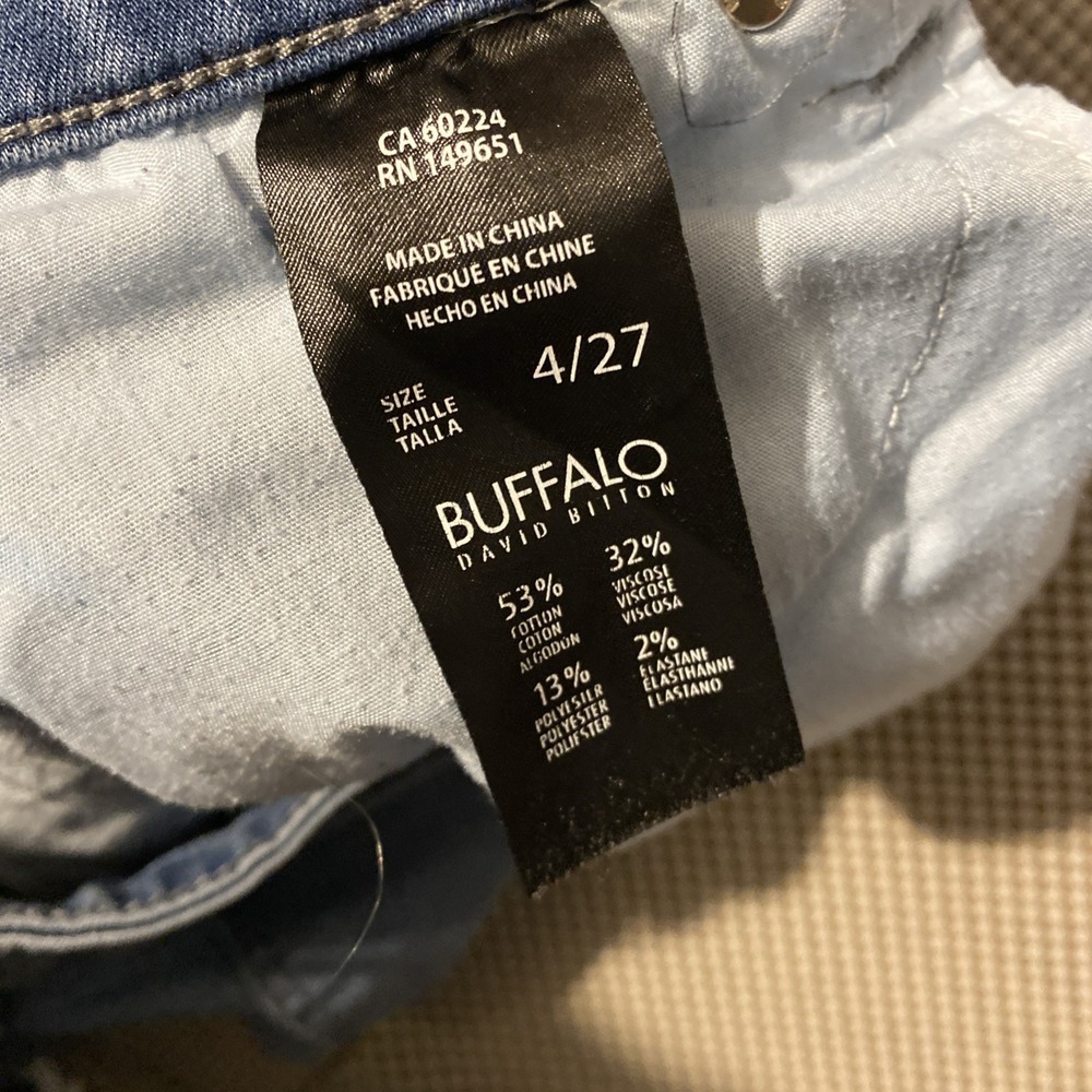 Buffalo David Bitton Aubrey Mid‎ Rise Super Soft Capri Sz 4 / 27 EUC - Picture 5 of 7